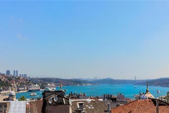 Demiray Hotel