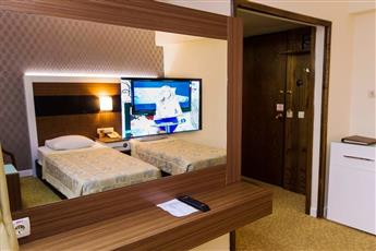 Derici Hotel 4* Derici Hotel 4*