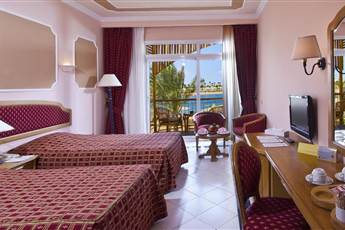Desert Rose Resort 5*
