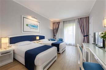 Desert Rose Resort 5*