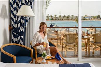 Desert Rose Resort 5*