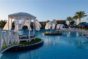 Desert Rose Resort 5*
