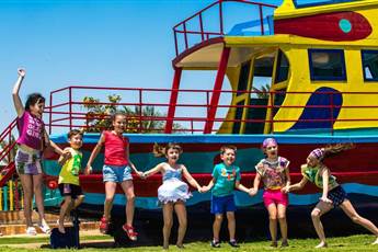 Desert Rose Resort 5*