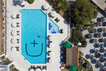 Design Plus Seya Beach Resort