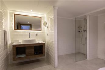Design Plus Seya Beach Resort