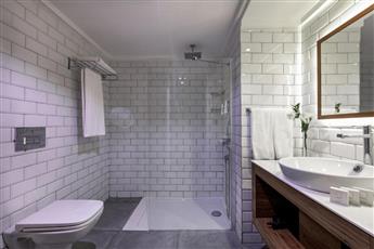 Design Plus Seya Beach Resort