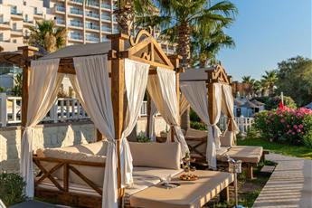 Design Plus Seya Beach Resort