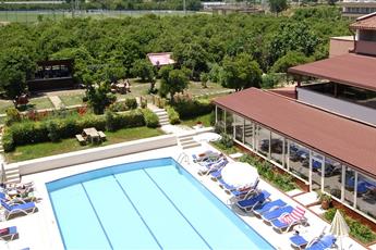 DG Rose Resort