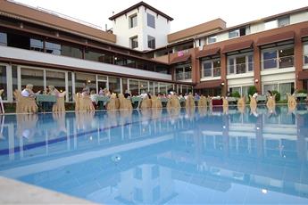 DG Rose Resort