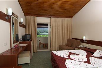 DG Rose Resort