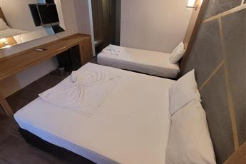 Dionisus Hotel