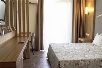 Dionisus Hotel
