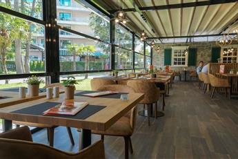 DIT Evrika Beach Club Hotel 4*