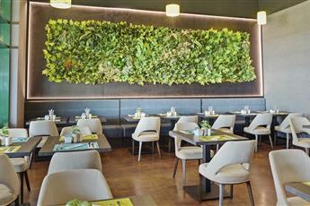 DIT Evrika Beach Club Hotel 4*