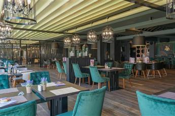 DIT Evrika Beach Club Hotel 4*