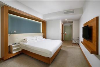 Divan Istanbul City 4*