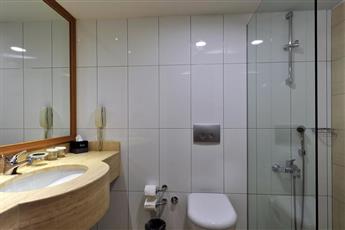 Divan Istanbul City 4*