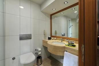 Divan Istanbul City 4*