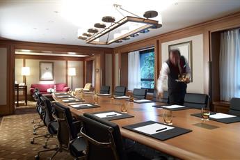 Divan Istanbul Hotel 5*