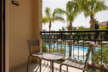 Dobedan Beach Resort Comfort 5*