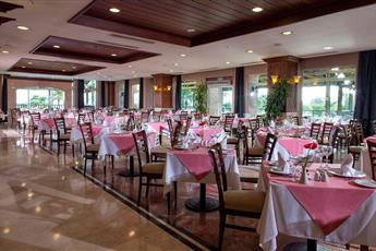 Dobedan Beach Resort Comfort 5*