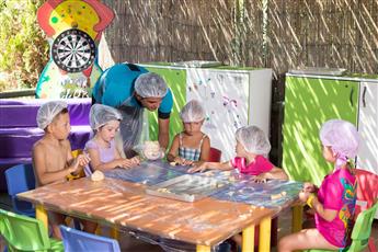 Dobedan Beach Resort Comfort 5*