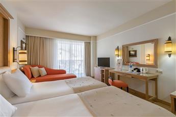 Dobedan Beach Resort Comfort 5*