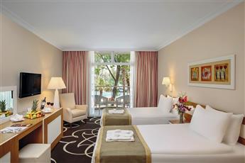 Dobedan World Palace 5*