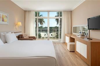 Dobedan World Palace 5*