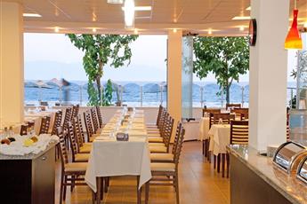 Dogan Beach Resort & Spa 4*