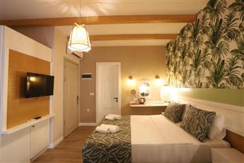 Dolphin Park Hotel 3*