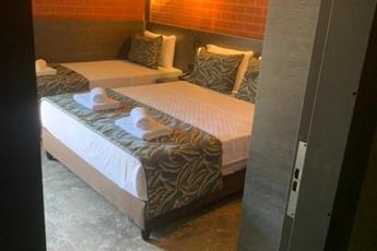 Dolphin Park Hotel 3*