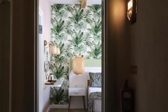 Dolphin Park Hotel 3*