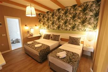 Dolphin Park Hotel 3*