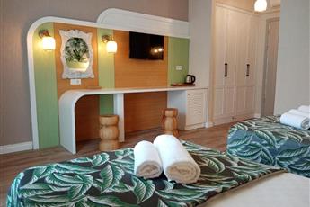 Dolphin Park Hotel 3*