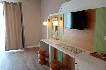 Dolphin Park Hotel 3*