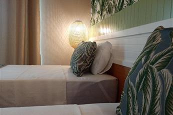 Dolphin Park Hotel 3*