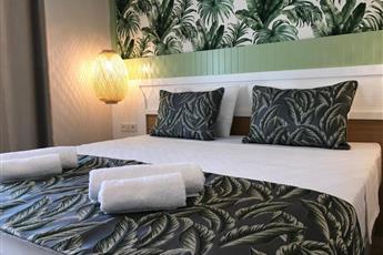 Dolphin Park Hotel 3*