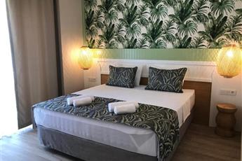 Dolphin Park Hotel 3*
