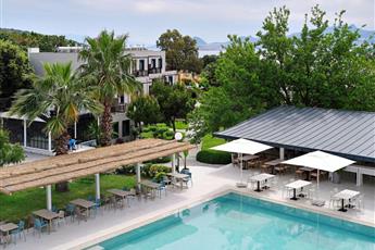 Dorman Suites Hotel 4*