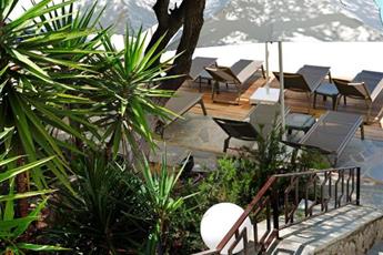 Dorman Suites Hotel 4*