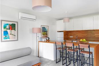 Dorman Suites Hotel