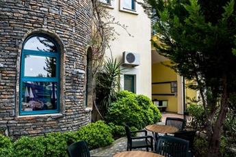 Dosi Hotel Side