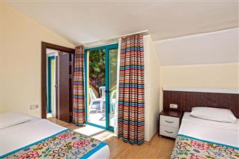 Dosi Hotel Side