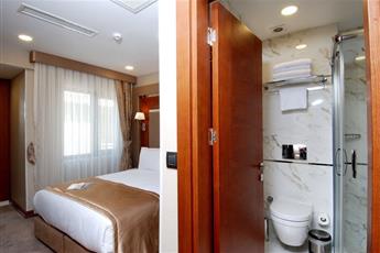 Dosso Dossi Hotels Old City 4*