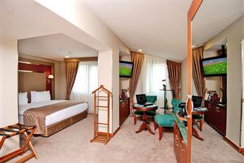 Dosso Dossi Hotels Old City 4*