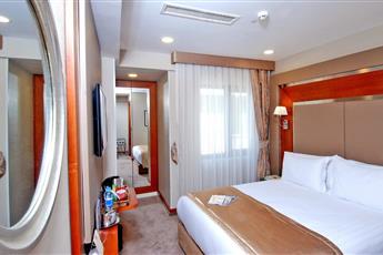Dosso Dossi Hotels Old City 4*