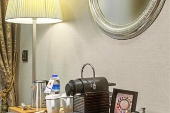 Dosso Dossi Hotels Old City 4*