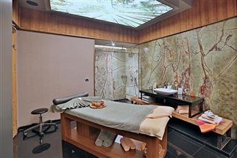 Dosso Dossi Hotels & Spa Downtown