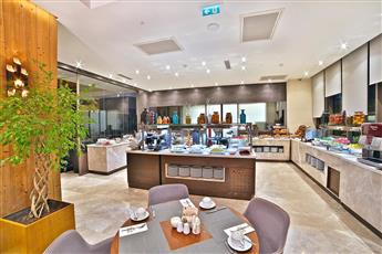 Dosso Dossi Hotels & Spa Downtown